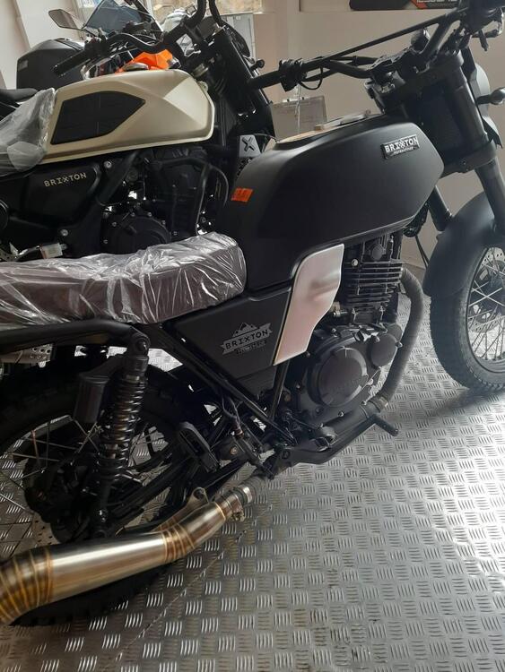 Brixton Motorcycles Felsberg 250 (2021 - 25) (4)
