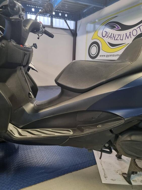 Piaggio Mp3 500 ABS Hpe Sport Advanced (2021 - 23) (4)