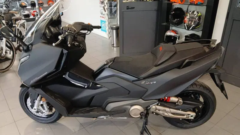Kymco AK 575 Premium (2025 - 26) (3)