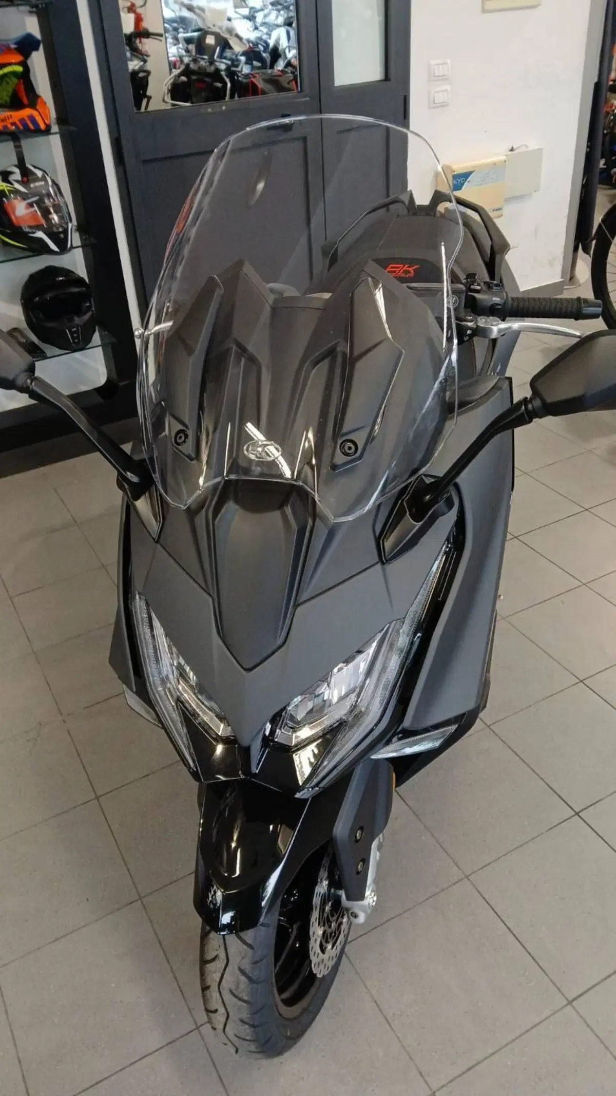 Kymco AK 575 Premium (2025 - 26)