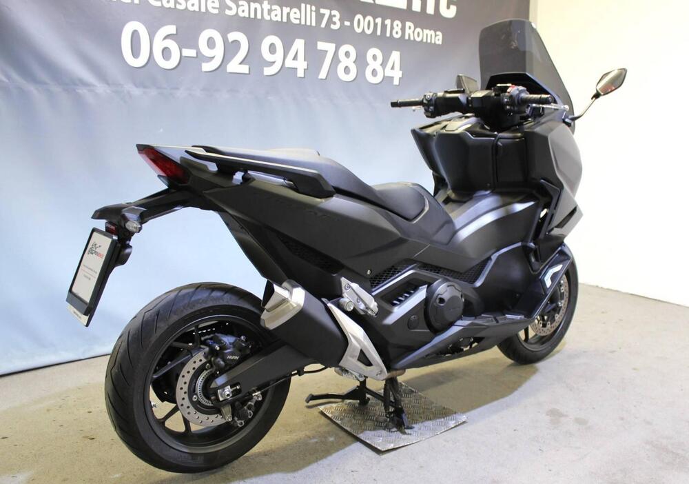 Honda Forza 750 (2025) (4)