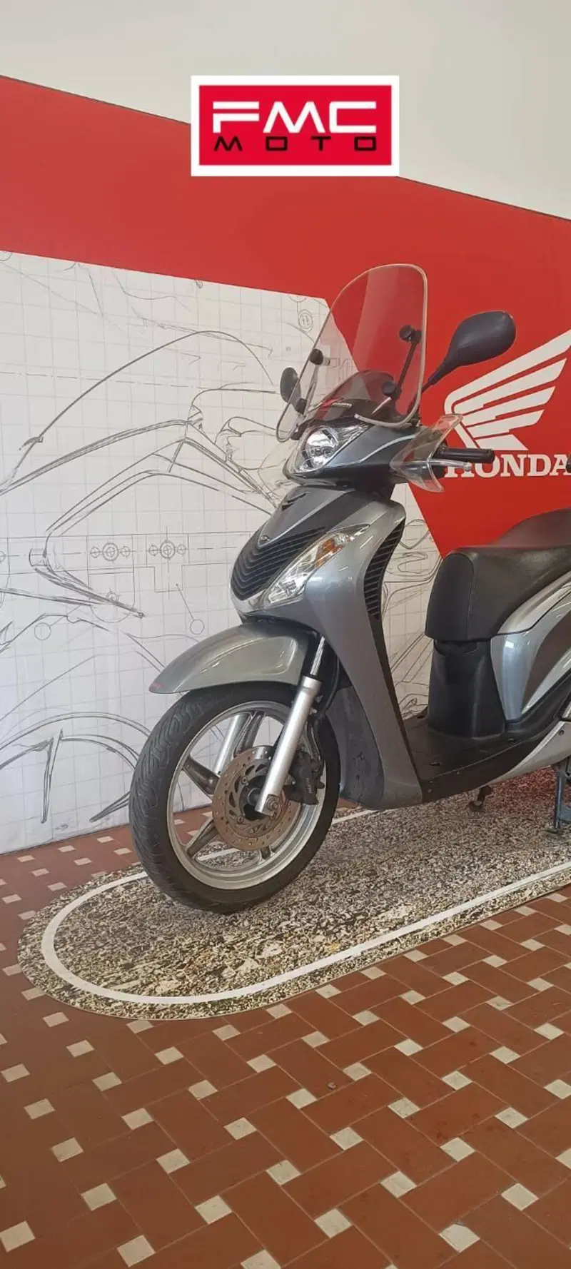 Honda SH 150i (2009 - 12) (4)