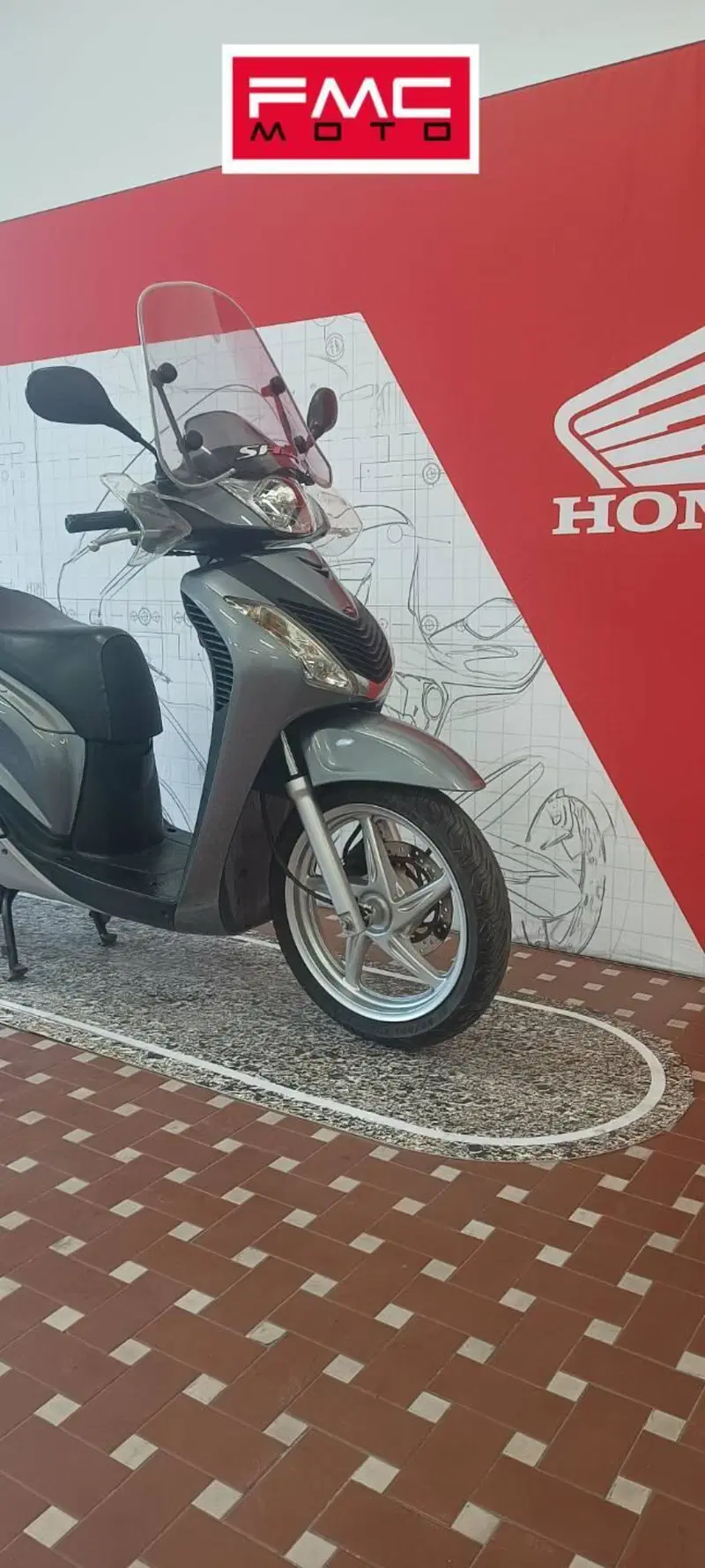 Honda SH 150i (2009 - 12) (2)