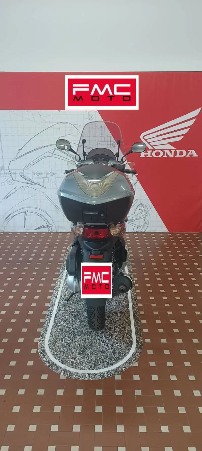 Honda SH 150i (2009 - 12) (5)