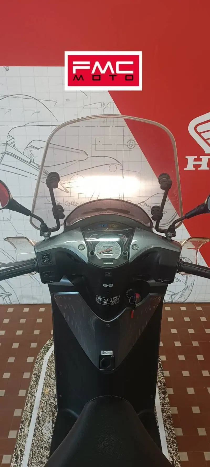 Honda SH 150i (2009 - 12) (7)