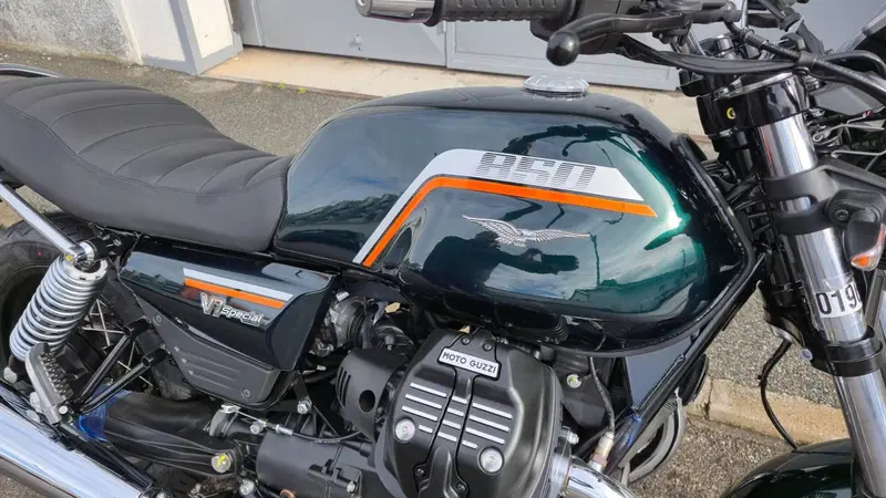 Moto Guzzi V7 Special (2025 - 26) (5)