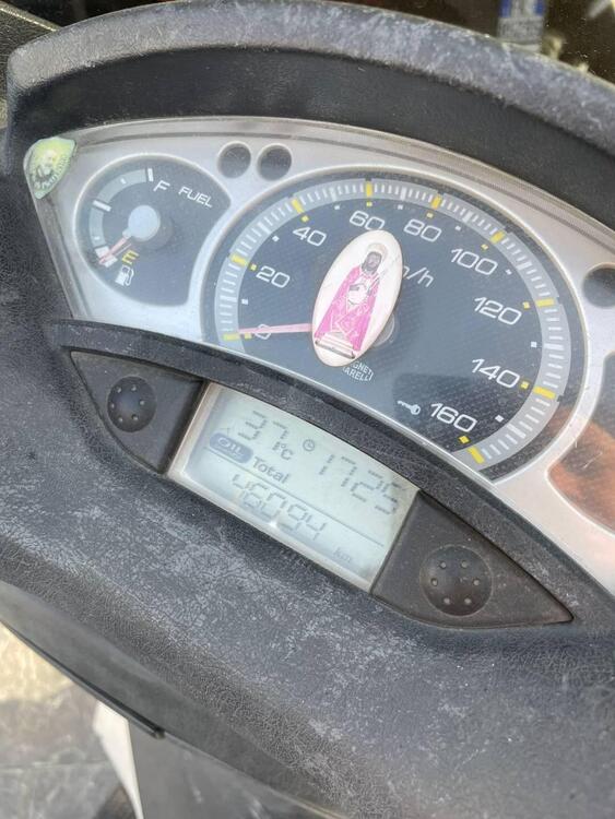 Yamaha X-Max 250 (2005 - 07) (2)