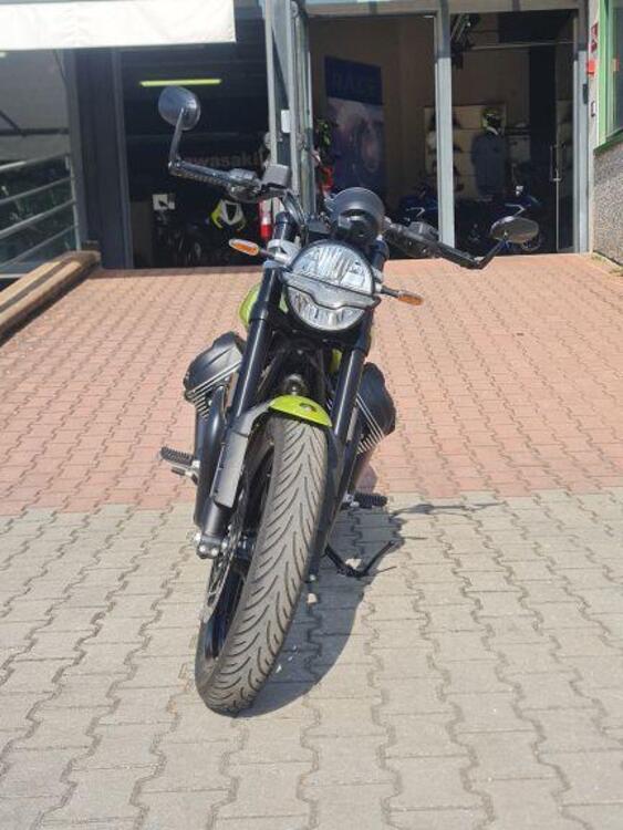 Moto Guzzi V7 Sport (2025) (5)