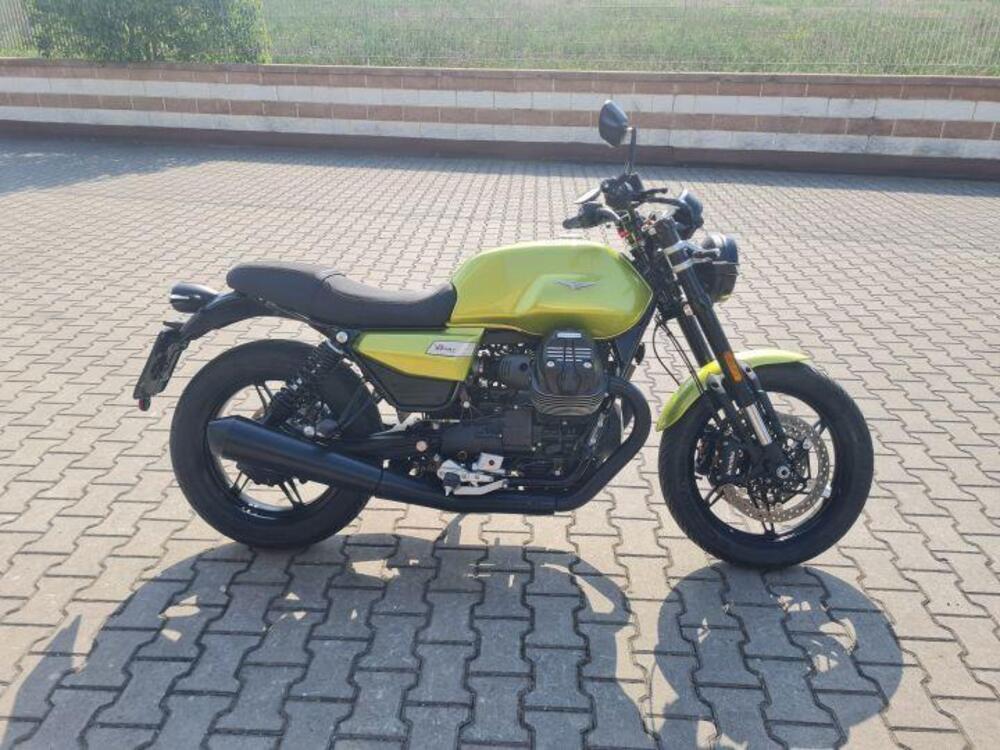 Moto Guzzi V7 Sport (2025) (3)
