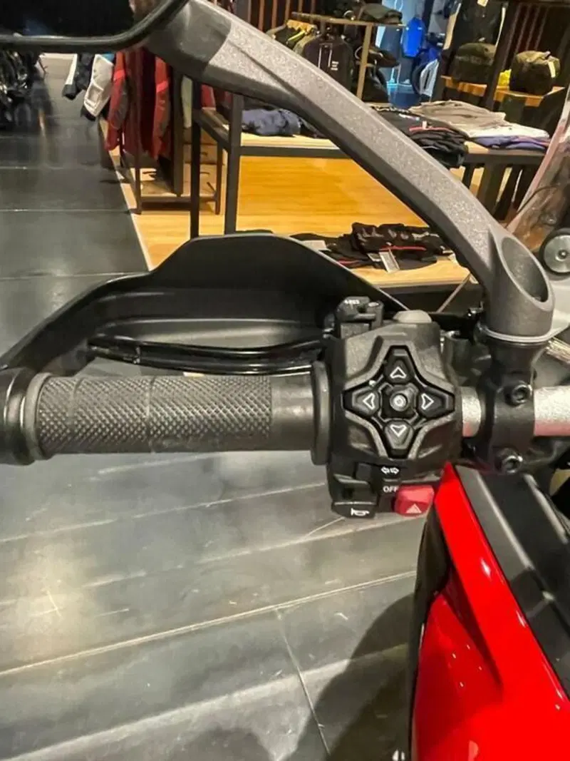 Ducati Multistrada V2 S (2025 - 26) (10)