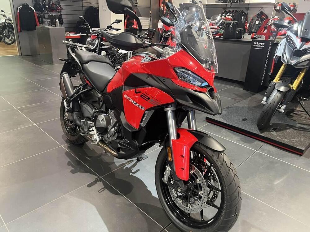 Ducati Multistrada V2 S (2025) (2)