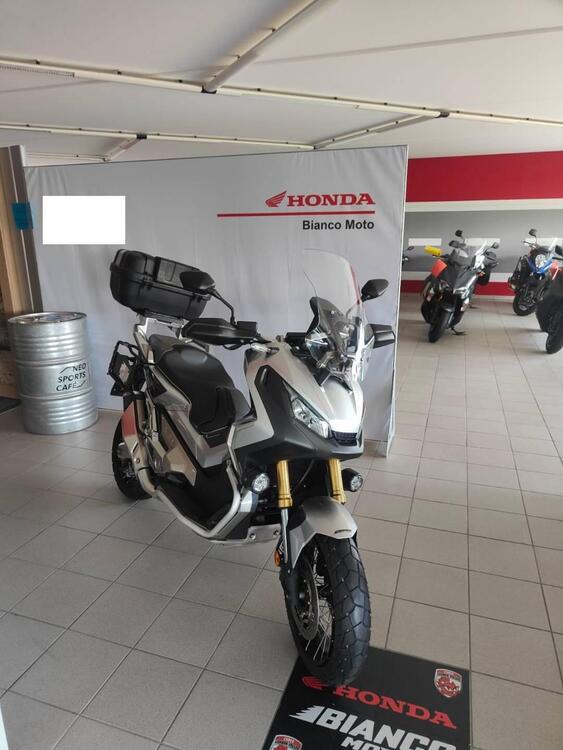 Honda X-ADV 750 Travel Edition (2017)