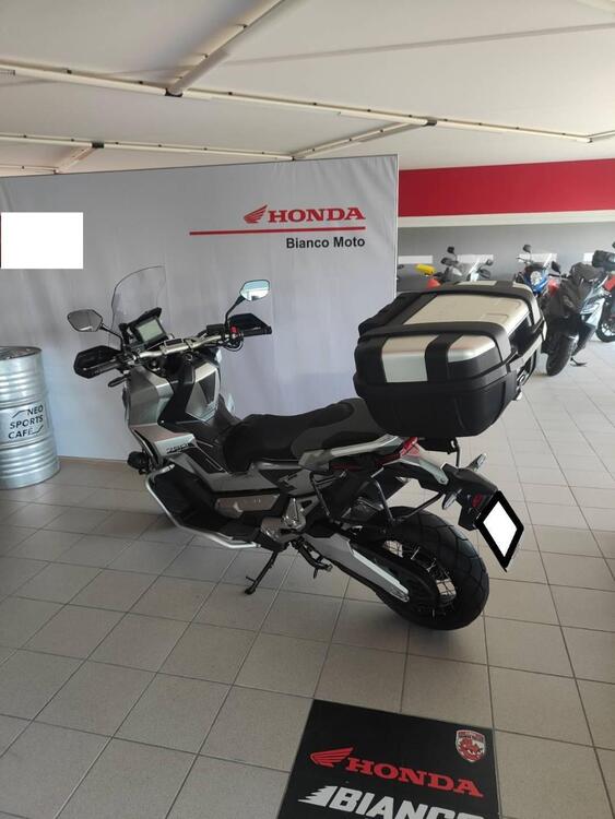 Honda X-ADV 750 Travel Edition (2017) (5)