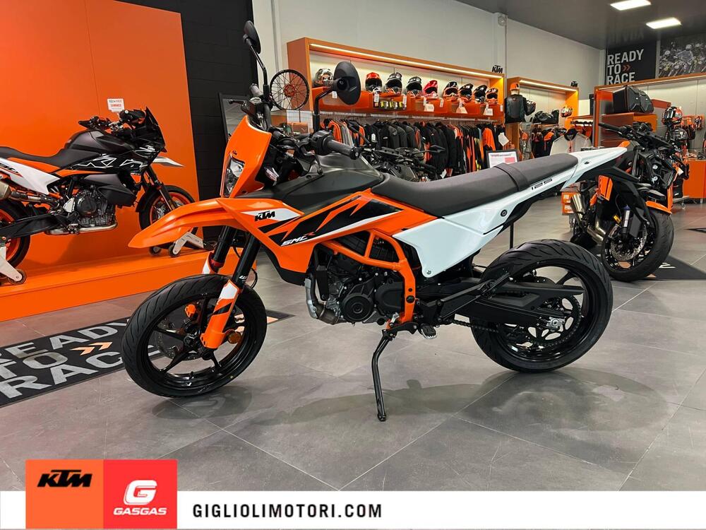 KTM 125 SMC R (2025) (2)