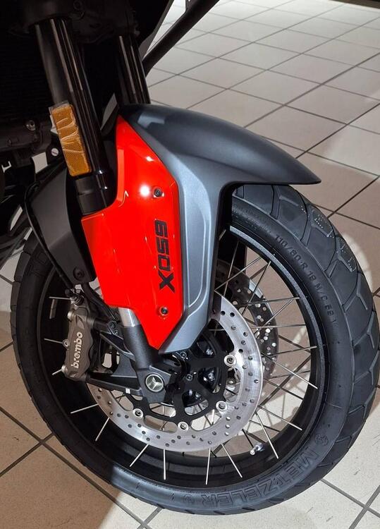 QJ Motor SVT 650 X (2025) (3)