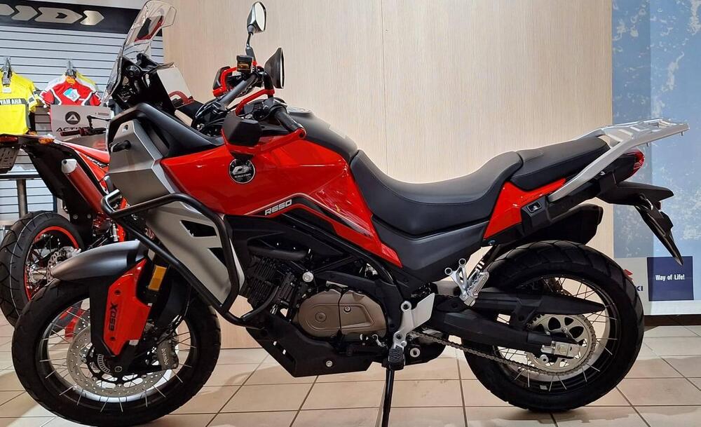 QJ Motor SVT 650 X (2025)