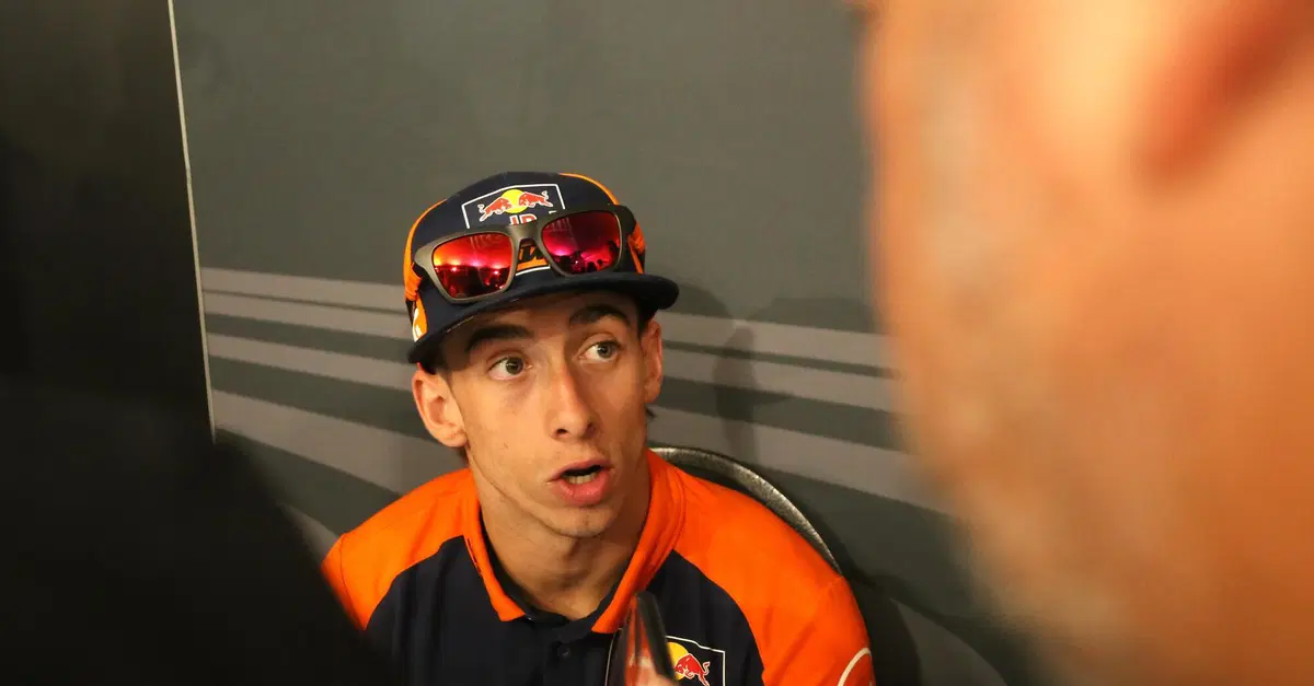 MotoGP 2025. Pedro Acosta su tutto: "Marc Marquez e Valentino Rossi? Per me, alla pari"