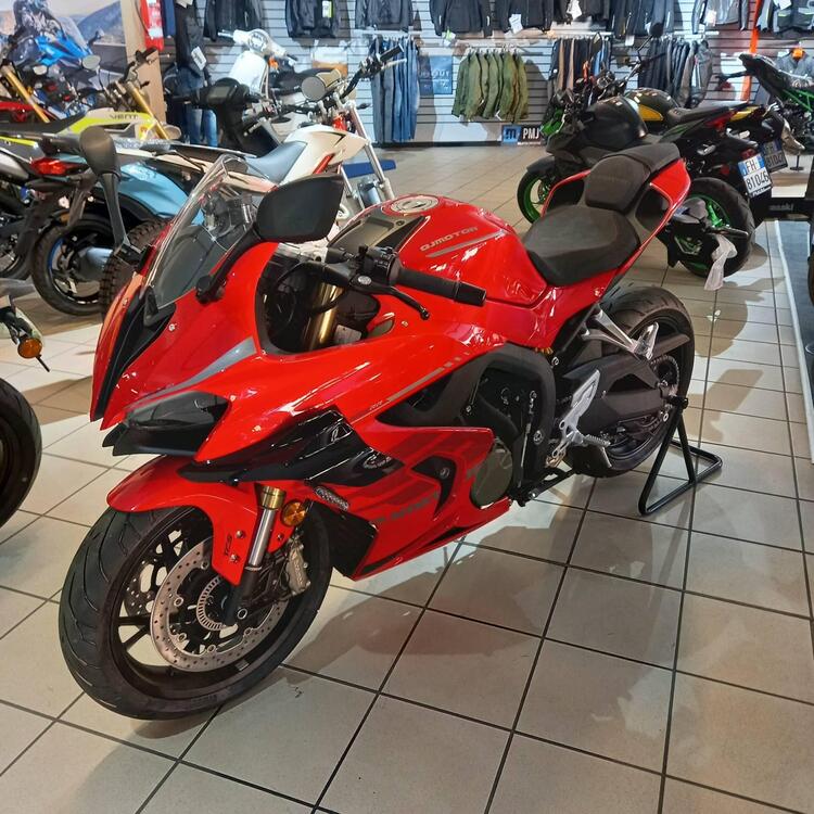 QJ Motor SRK 800 RR (2025)