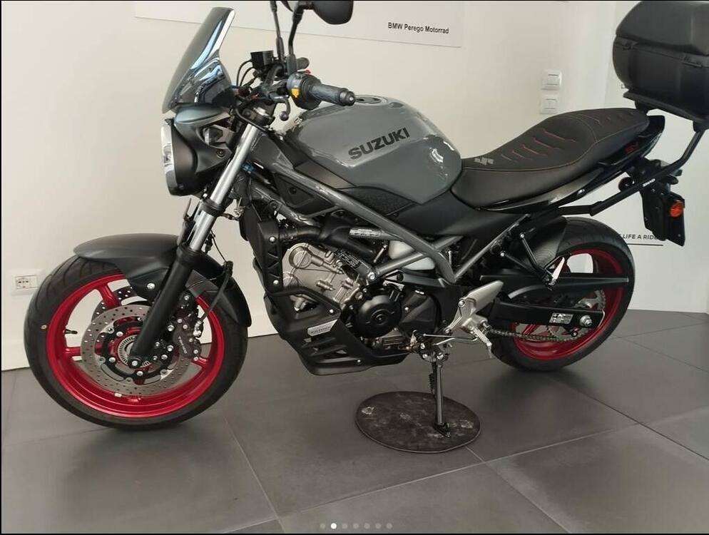 Suzuki SV650 (2021 - 24) (5)