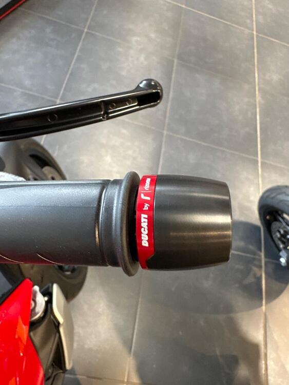 Ducati Streetfighter V2 (2022 - 24) (4)