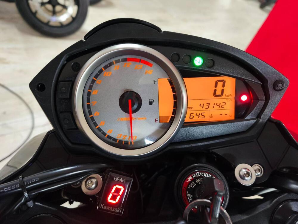Kawasaki Z 750 (2007 - 14) (5)