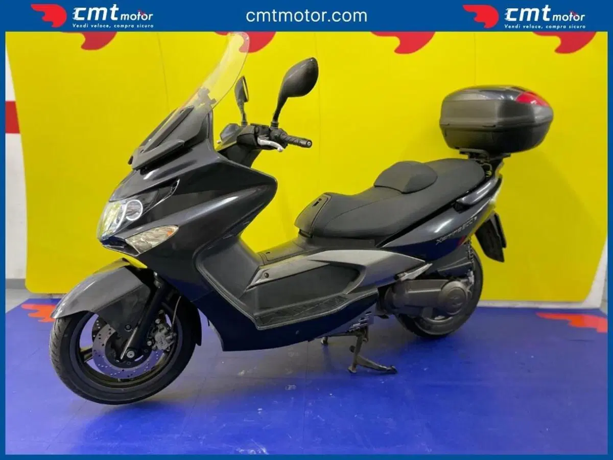 Kymco Xciting 300i (3)