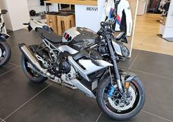Bmw M 1000 R (2025) nuova