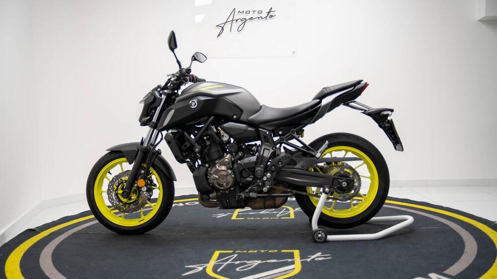 Yamaha MT-07 (2017 - 18) (3)