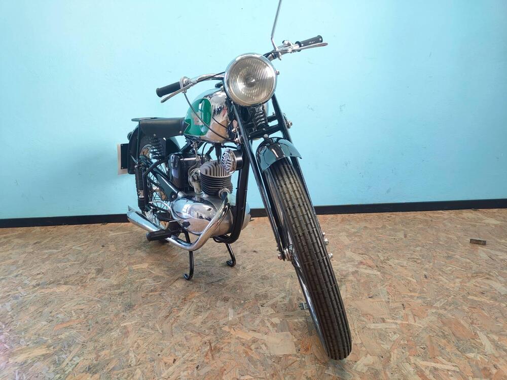 Moto Morini 125 Sport (2)