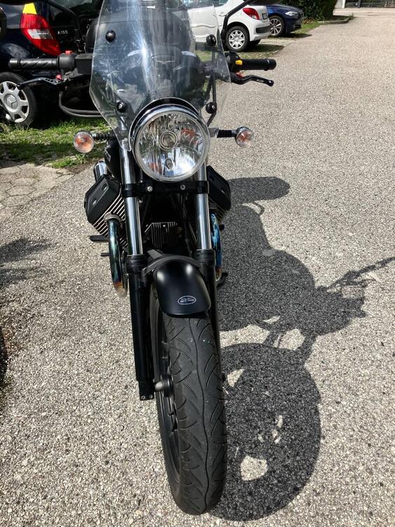 Moto Guzzi V7 II Stone (2015 - 17) (4)