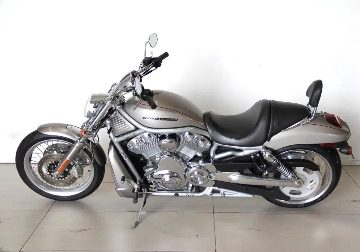 Harley-Davidson 1250 V-Rod (2008 - 12) - VRSCAW (8)