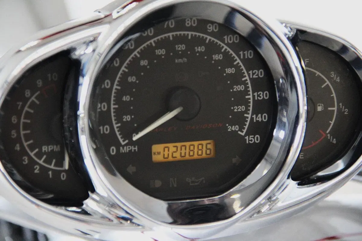 Harley-Davidson 1250 V-Rod (2008 - 12) - VRSCAW (12)