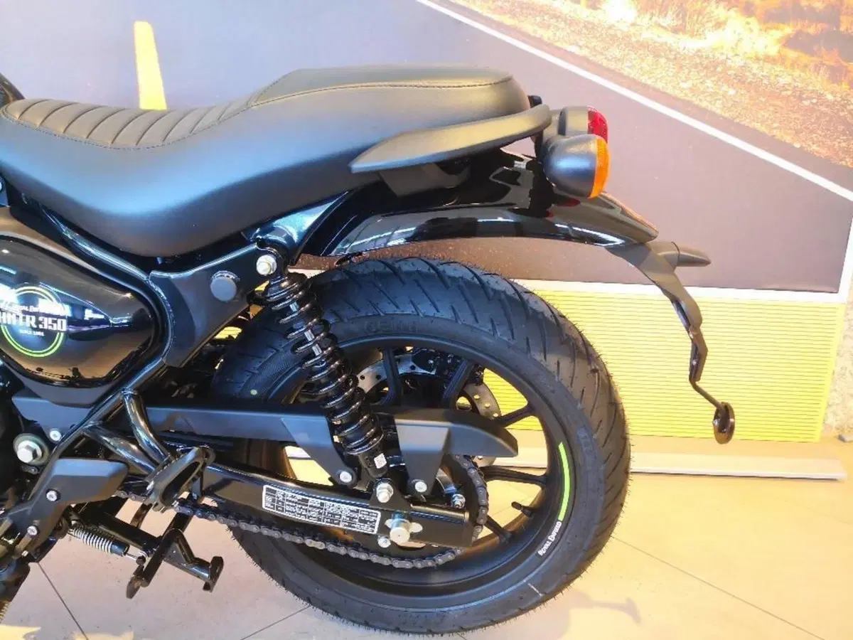 Royal Enfield HNTR 350 (2022 - 26) (9)