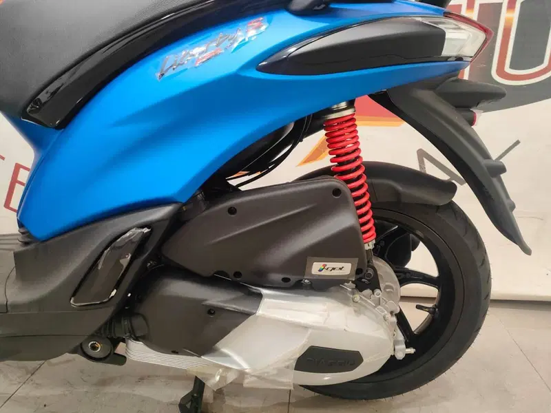 Piaggio Liberty 125 3V S ABS (2021 - 24) (6)