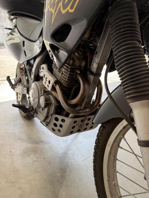 Honda NX 650 Dominator (1996 - 02) (3)