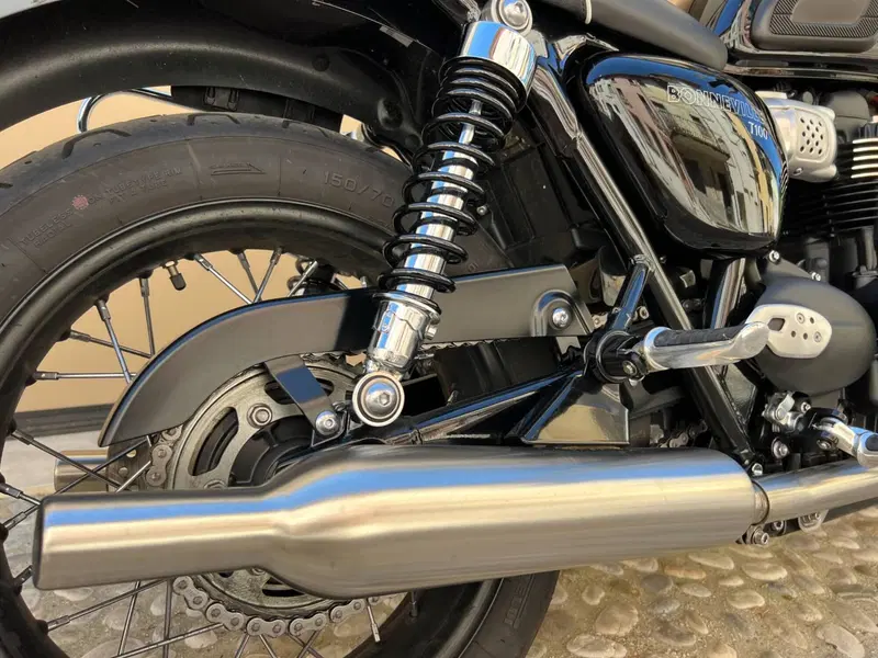 Triumph Bonneville T100 (2021 - 25) (2)