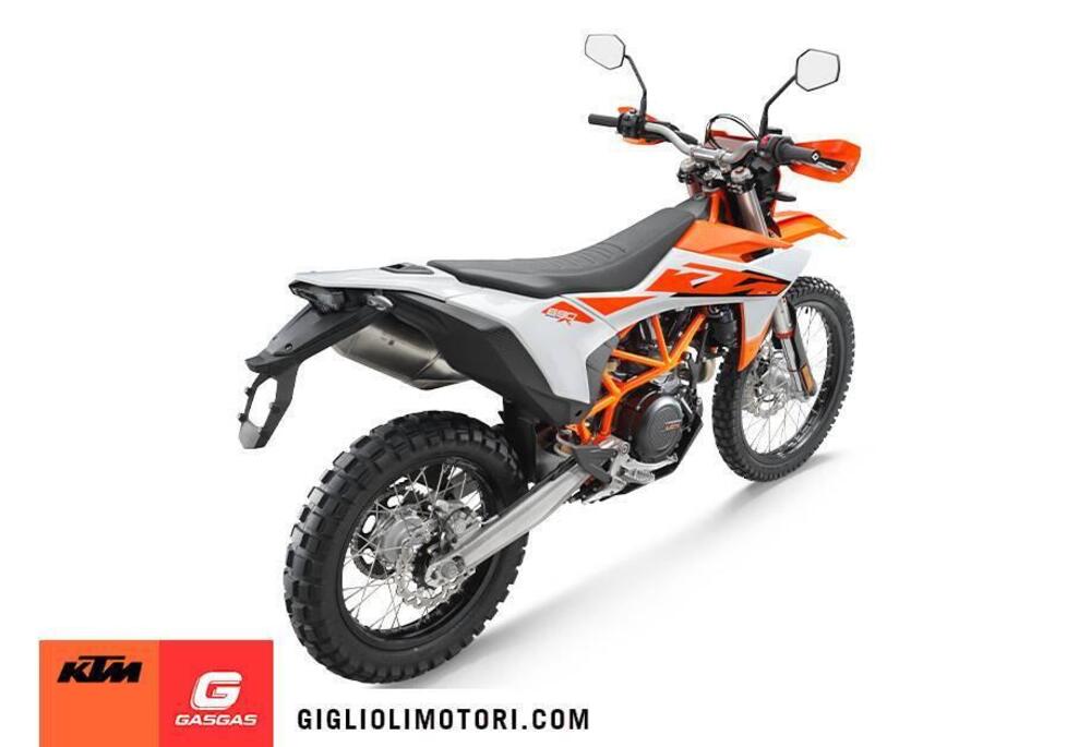 KTM 690 Enduro R (2026) (5)