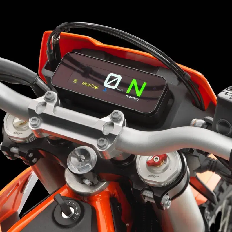 KTM 690 Enduro R (2026) (15)