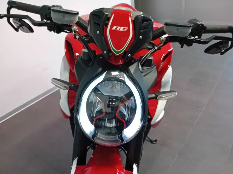MV Agusta Dragster 800 RC SCS (2022 - 25) (12)