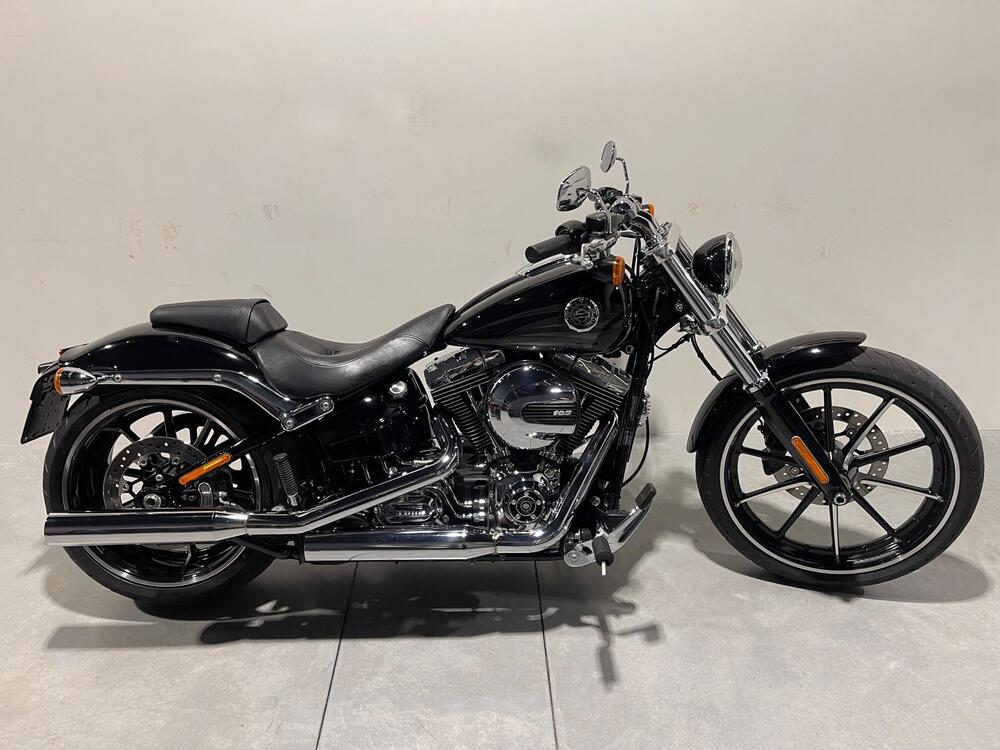 Harley-Davidson 1690 Breakout (2013 - 17) - FXSB (2)