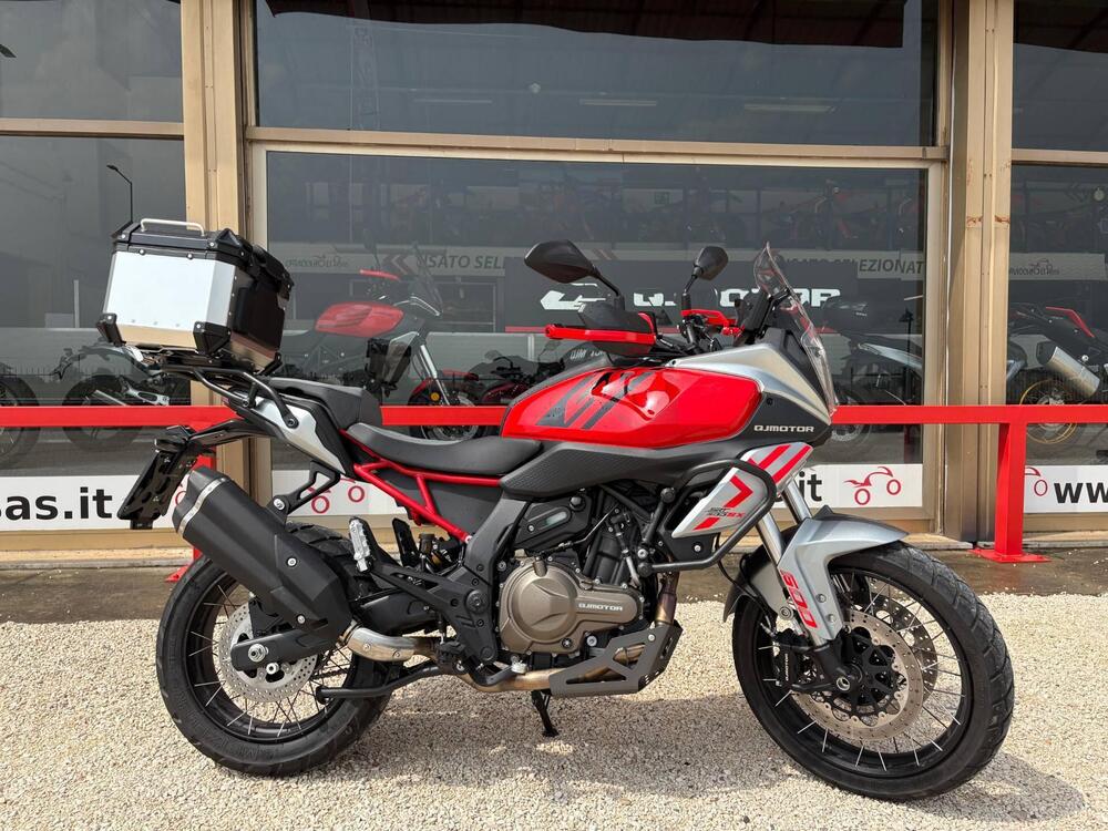 QJ Motor SRT 600 SX (2024 - 25) (3)