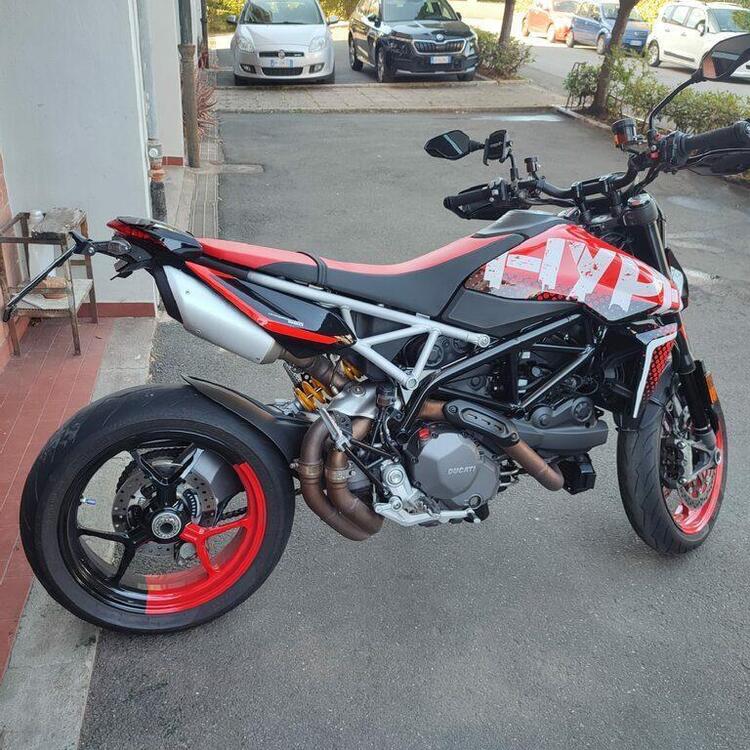 Ducati Hypermotard 950 RVE (2022 - 25) (2)