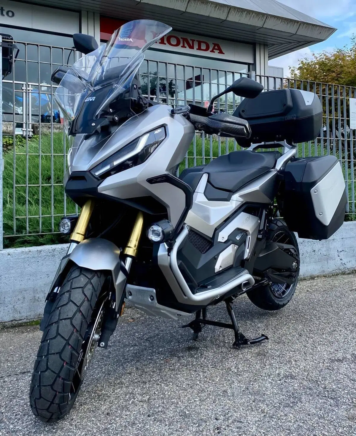Honda X-ADV 750 DCT (2021 - 24) (2)