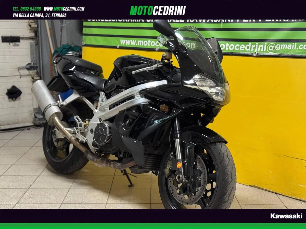 Aprilia SL 1000 Falco (2000 - 04) (7)