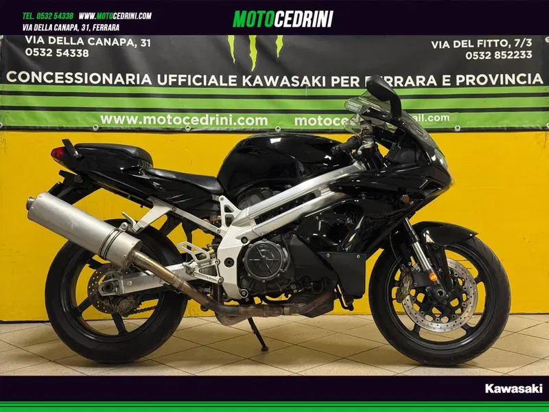 Aprilia SL 1000 Falco (2000 - 04) (3)