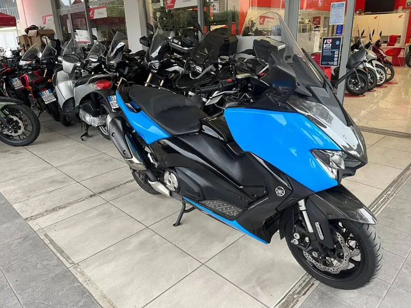 Yamaha T-Max 530 ABS (2015 - 17) (6)