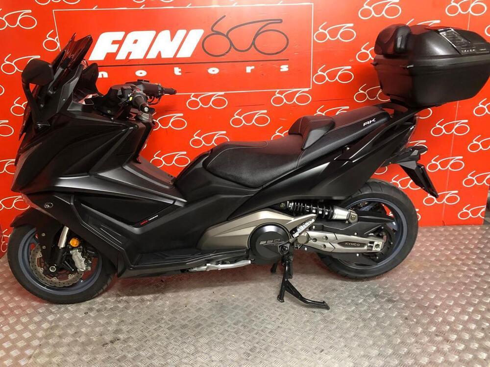 Kymco AK 550 ETS (2021 - 25) (3)