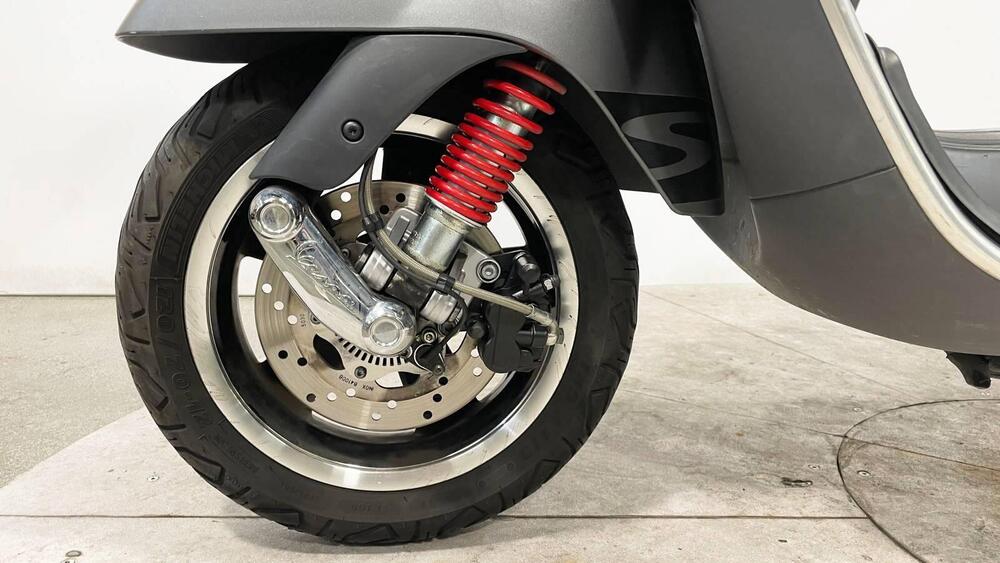 Vespa GTS 300 Super Sport (2017 - 19) (3)