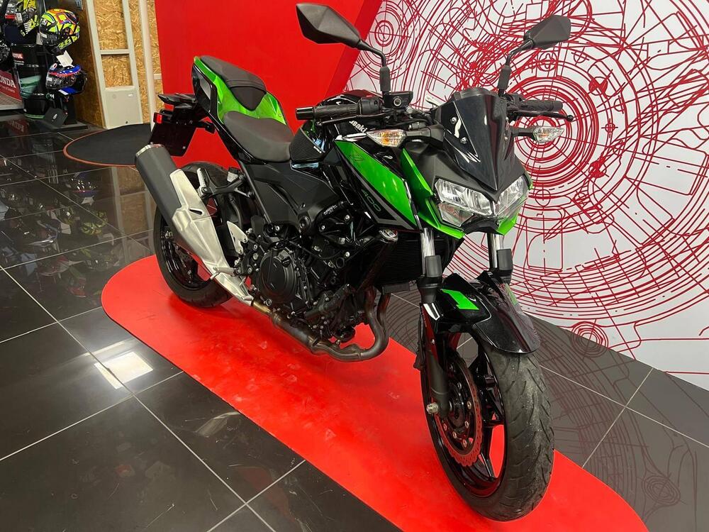 Kawasaki Z 400 (2023) (3)