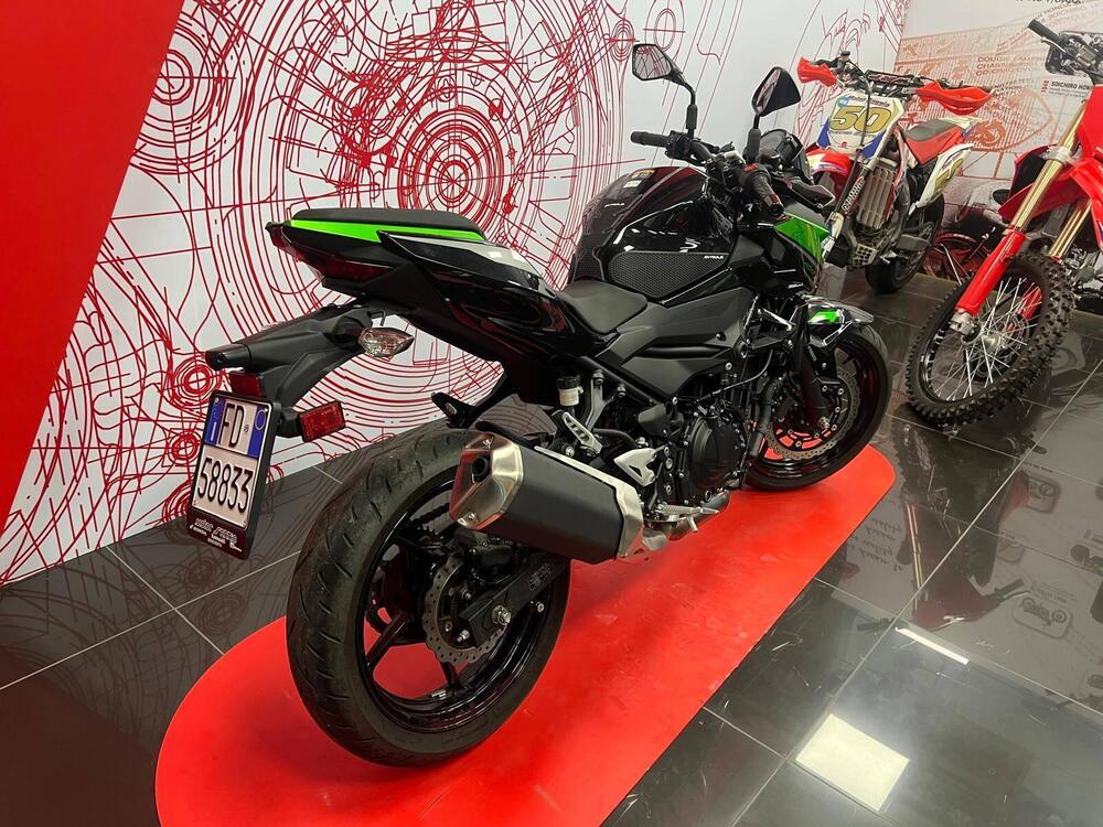 Kawasaki Z 400 (2023) (4)